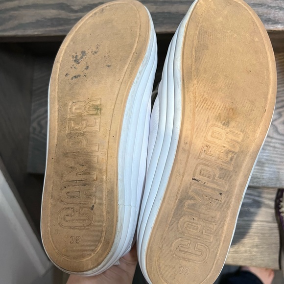 White leather CAMPER sneakers (8.5) - Picture 2 of 2